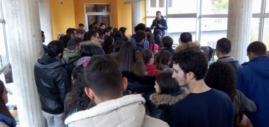 Studenti dell&#039;UNICAL in visita presso la Camillo Sirianni